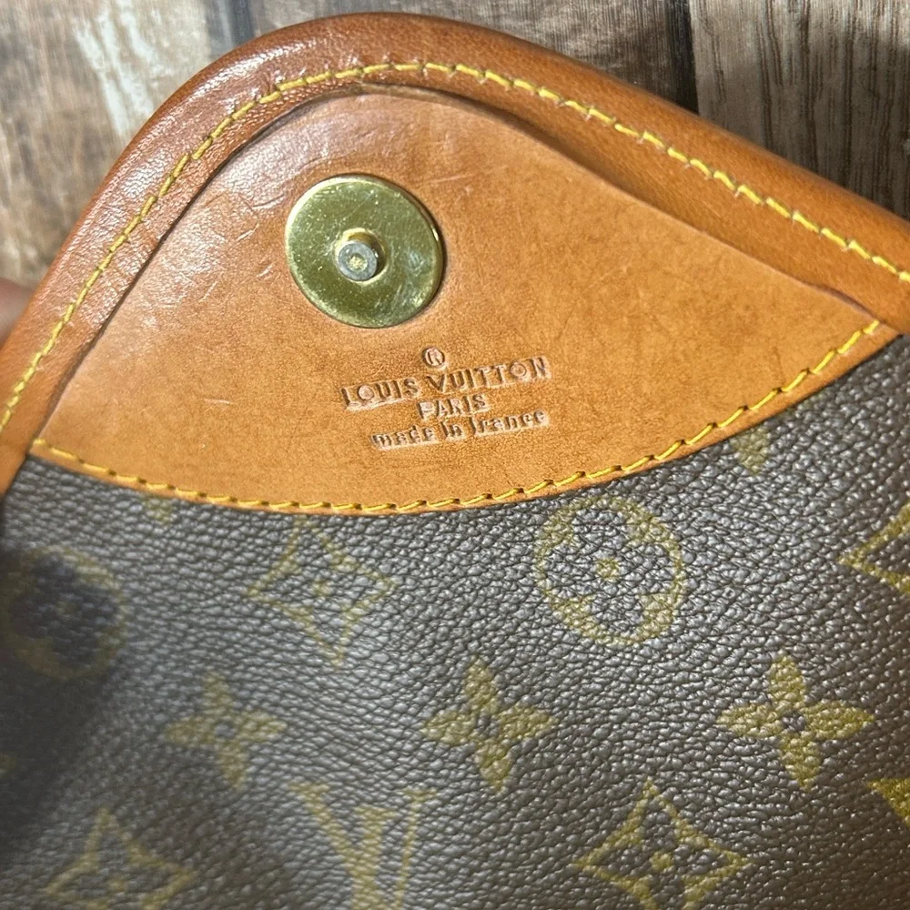 Louis Vuitton Monogram Bel Air handbag - Picture 4 of 16